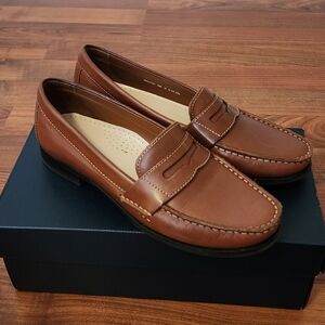 Cole haan penny loafers sz 6 Brown